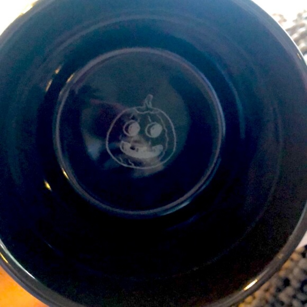 Peanuts Halloween Ceramic Mug - Picture 3 of 3